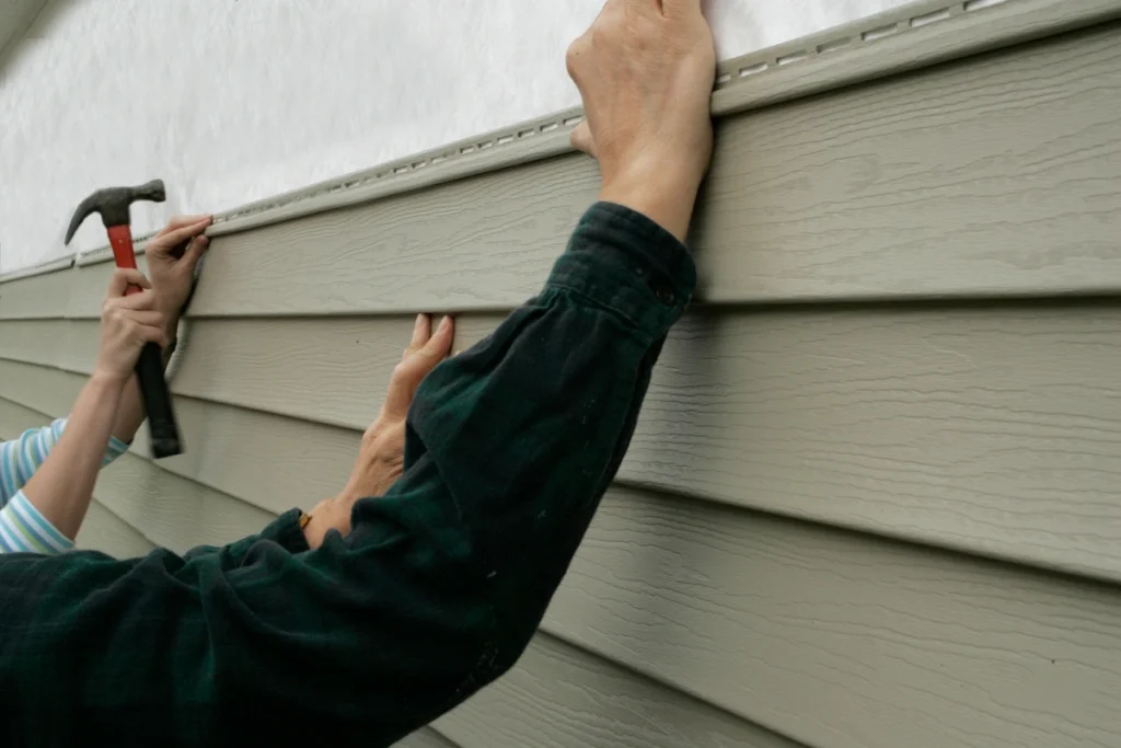 hammer and vinyl siding