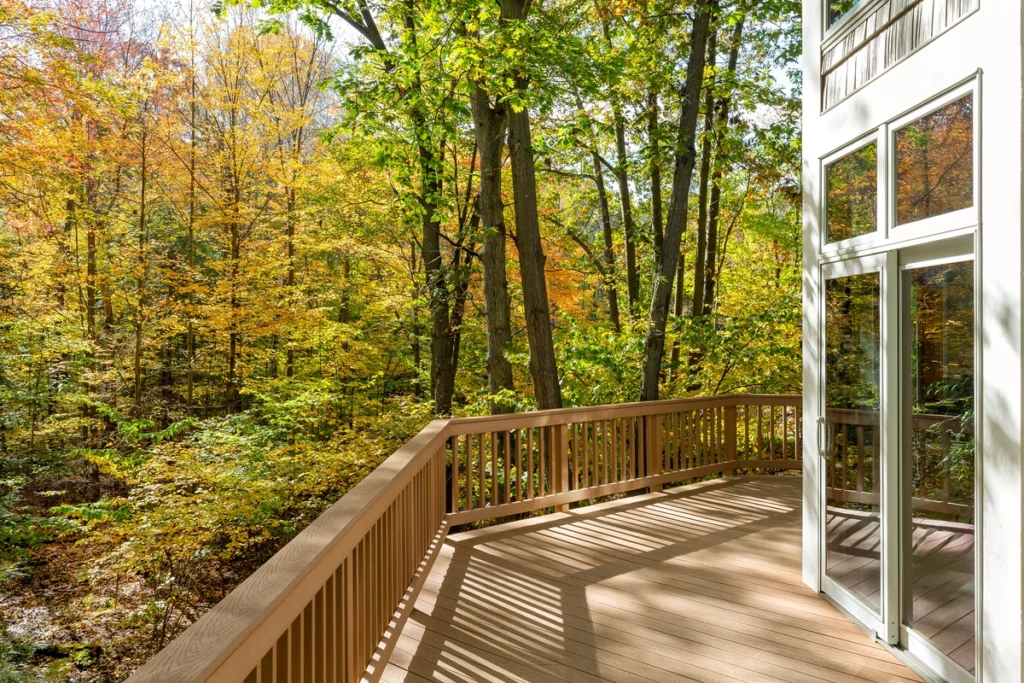 woodsy deck