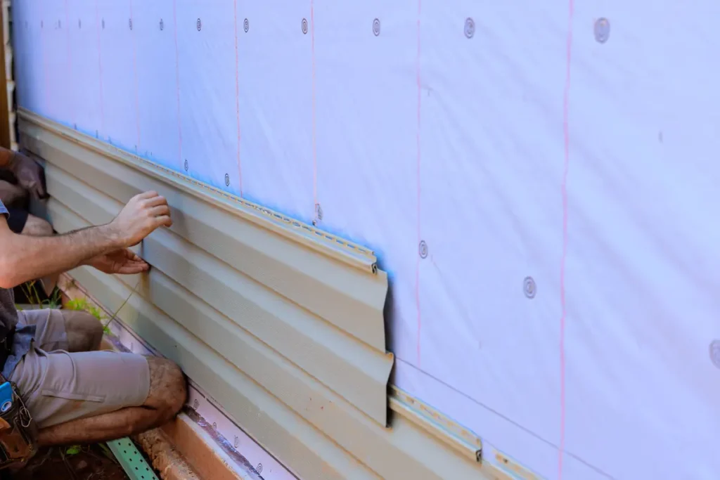 installing vinyl siding
